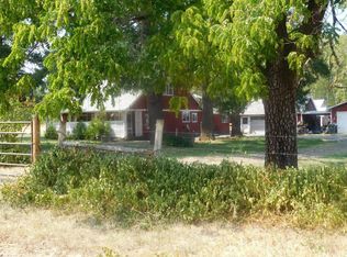 2180 Dick George Rd, Cave Junction, OR 97523