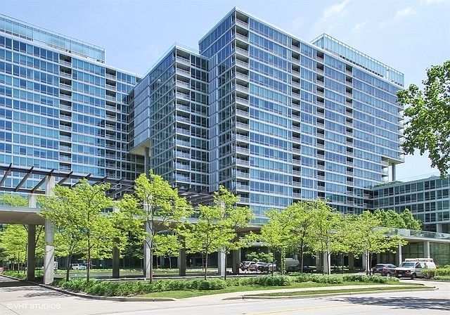 1st image of 9655 Woods Dr Unit 515