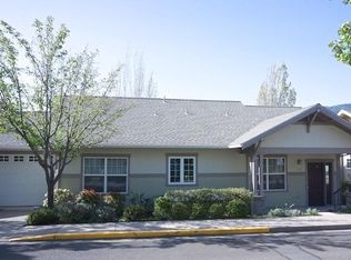 826 Boulder Creek Ln, Ashland, OR 97520
