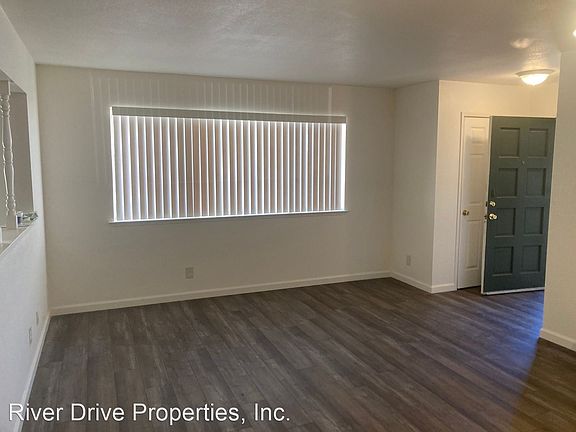 2nd image of 4862 E University Ave