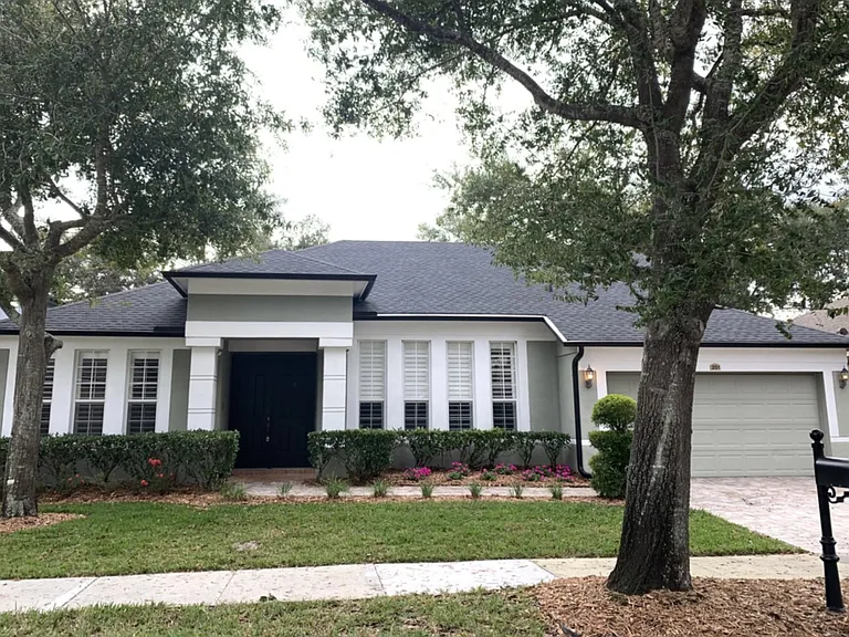 251 Via Siena Ln — Photo 1