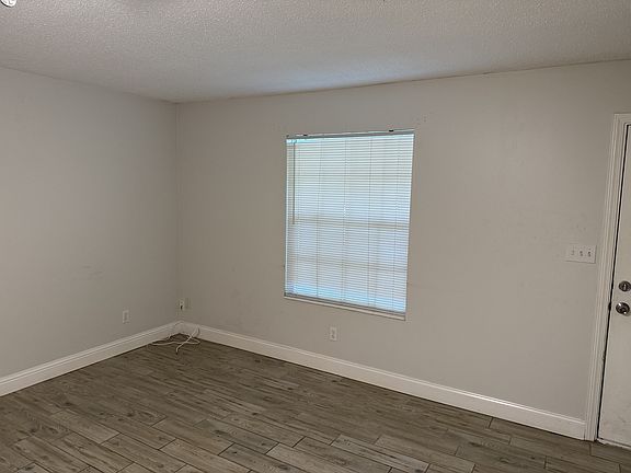5th image of 8020 Stark Ave APT B
