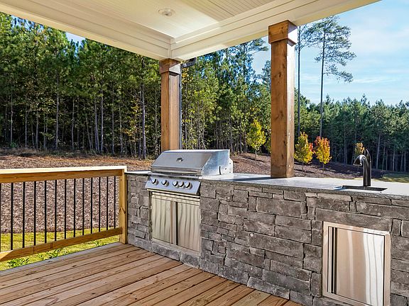 Covered outdoor kitchen