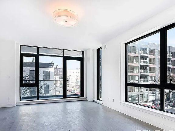 2nd image of 4104 27th St Floor 4