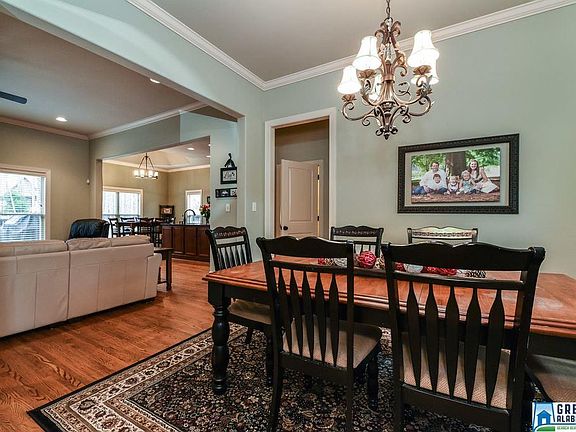 2nd image of 112 Gleneagles Ln
