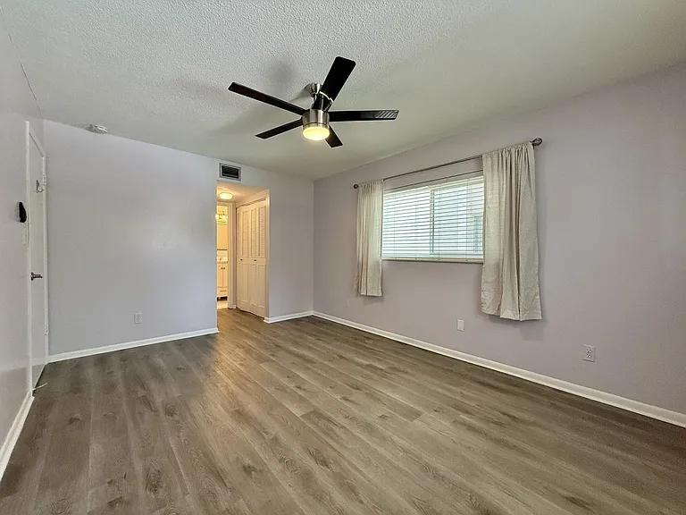 4607 W Fig St #209 — Photo 8