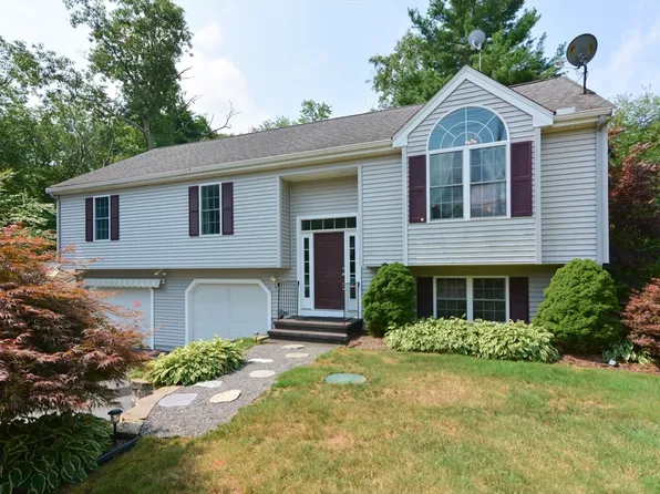 146 Oak St, Norton, MA 02766