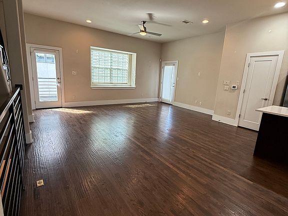 3rd image of 5814 Bryan Pkwy Unit 50