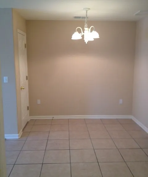 11 Guinevere Ln #B — Photo 3