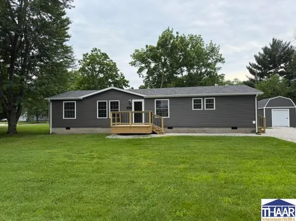 1521 N 26th St, Terre Haute, IN 47803