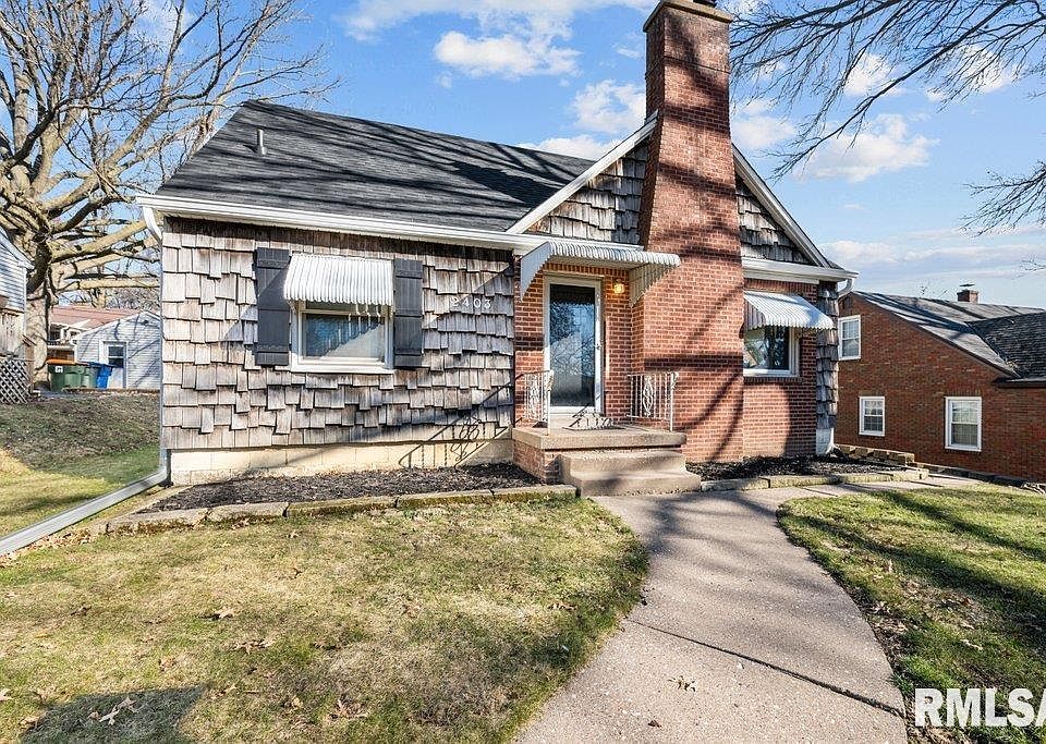 1st image of 2403 Glen Pl