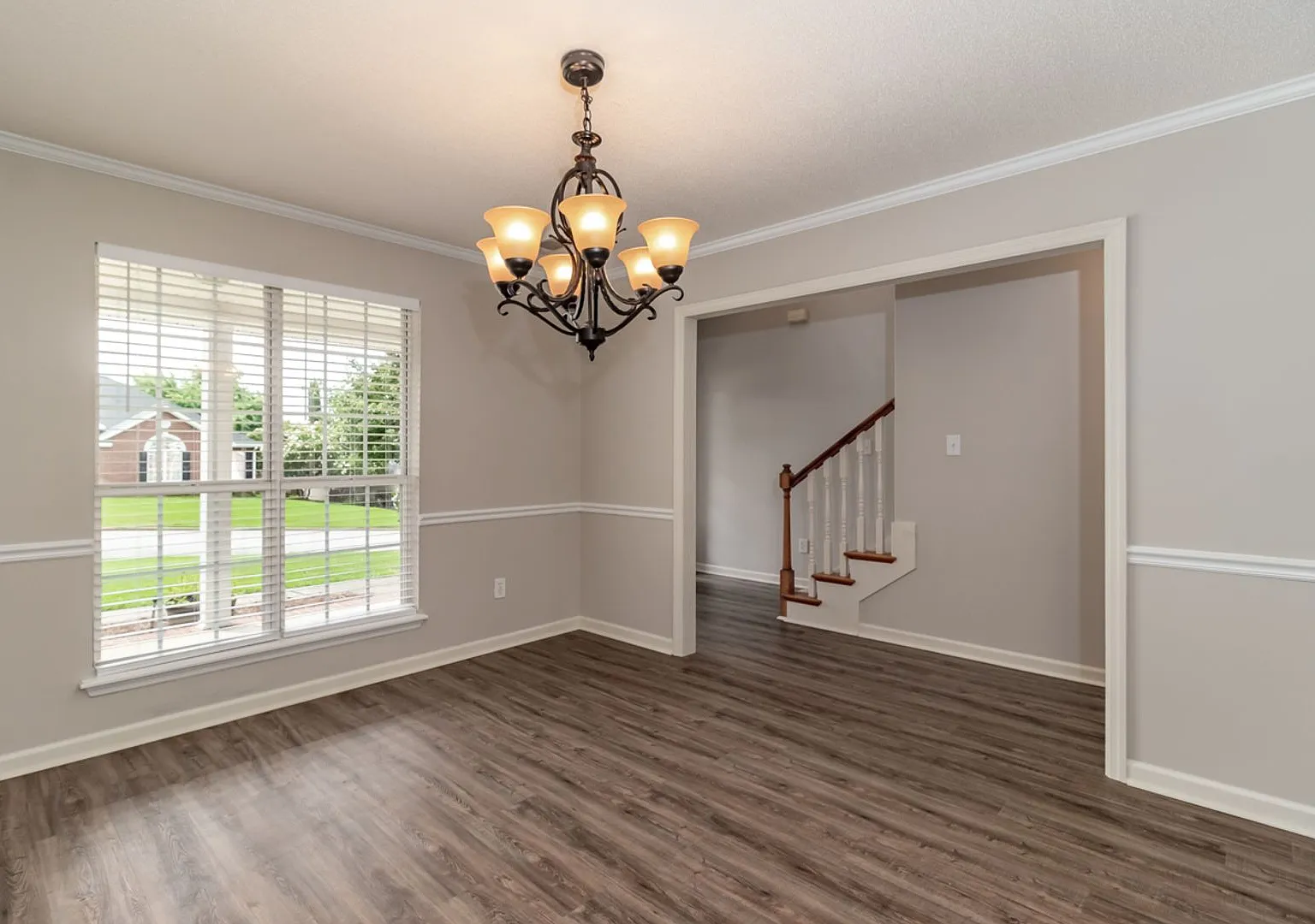 Lovely and Updated 4 bedroom, 2.5 bath home in Evans — Photo 2