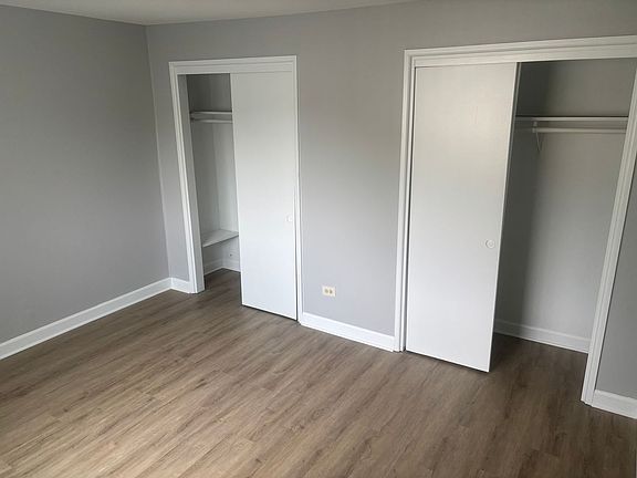 5th image of 10430 Mayfield Ave #2D