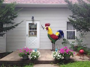 158 S Walnut St, Avoca, IA 51521