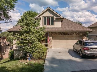 311 Maggie Mack Ln, Sevierville, TN 37862