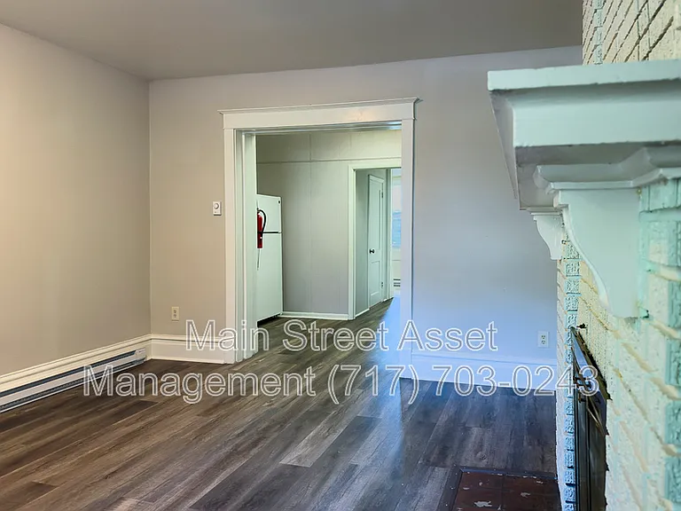 2108 Walnut St #1 — Photo 11