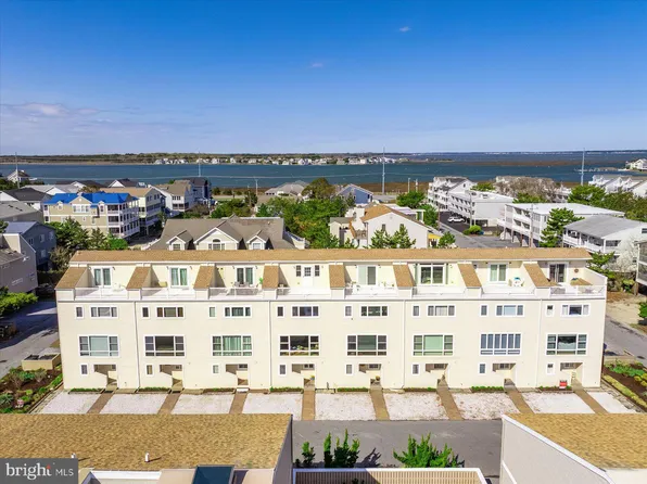 29174 Ocean Rd Unit 105, Bethany Beach, DE 19930