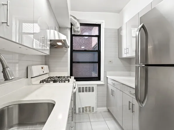 66-15 Wetherole Street image 11 of 19