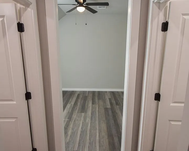 772 S Locust Ave — Photo 28