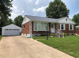 1205 S Lafayette St, Florissant, MO 63031