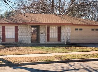 1708 Cottonwood St, Arlington, TX 76014