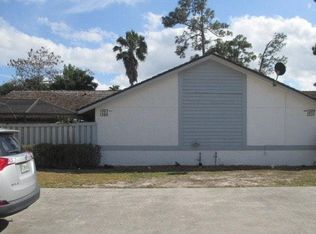 1327 Periwinkle Pl, Wellington, FL 33414