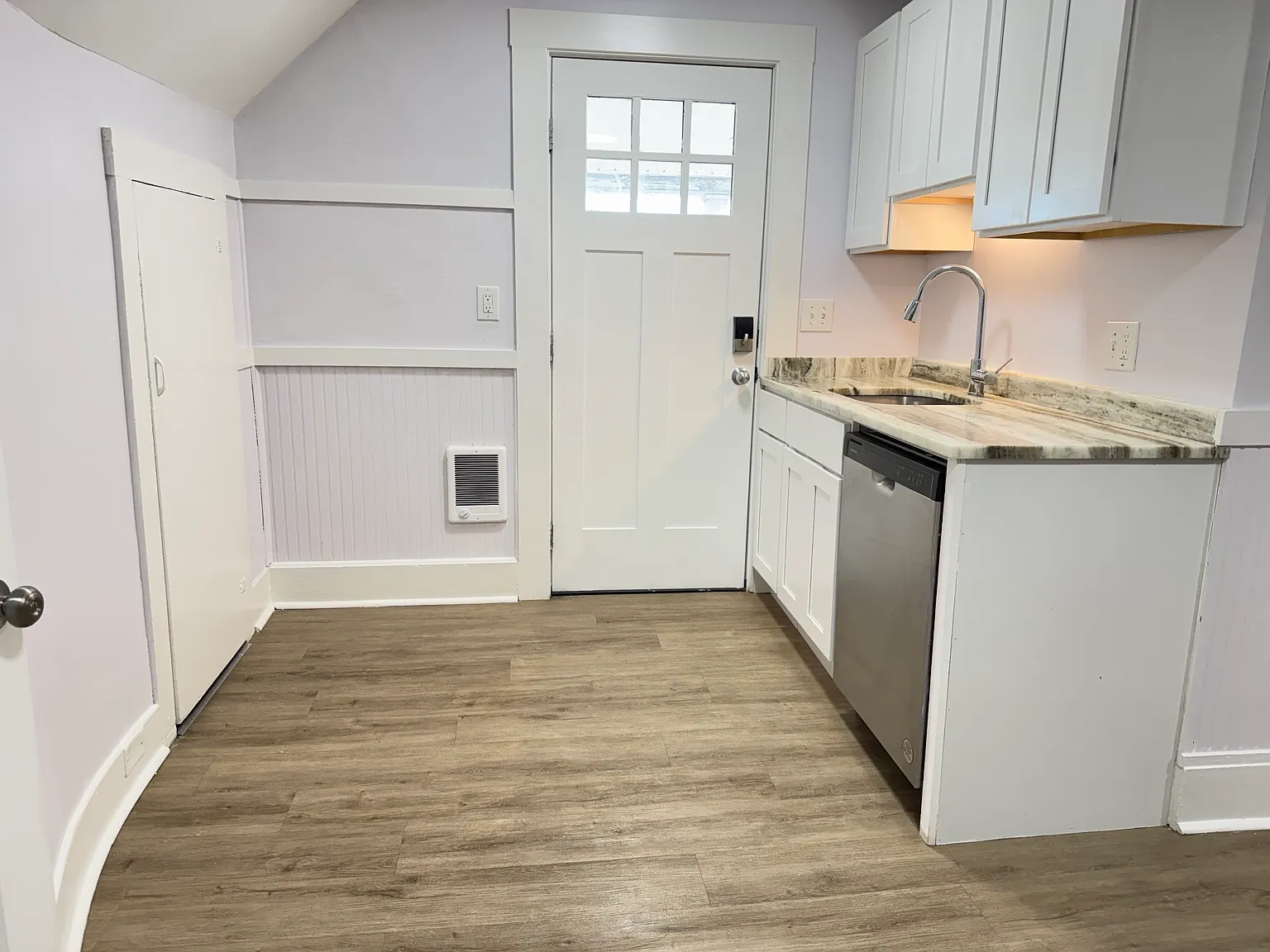2 bed, 646 sqft, $1,995 — Photo 2