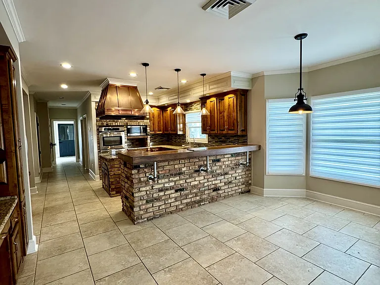 2729 Channel Pl — Photo 5