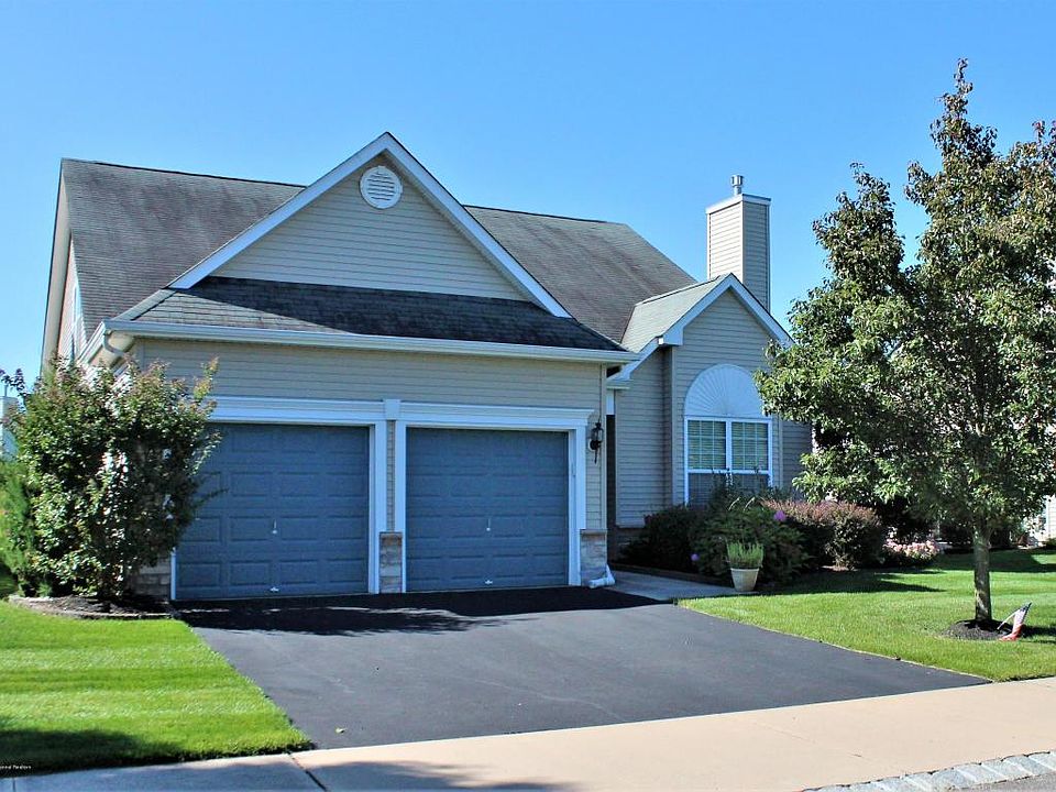 1st image of 502 Bennington Ln
