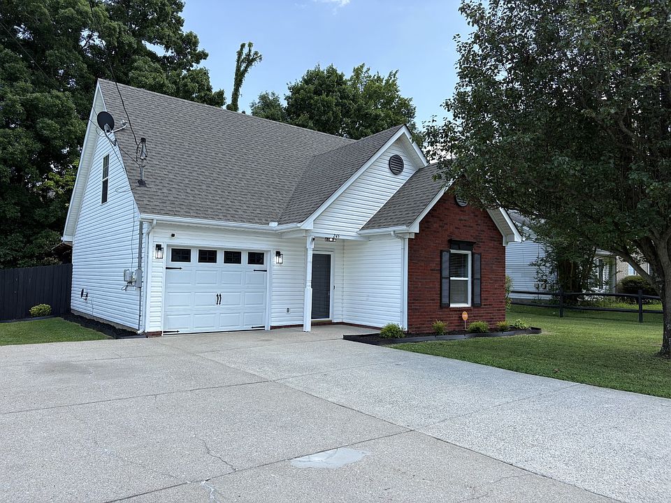 1st image of 245 Bill Stewart Blvd