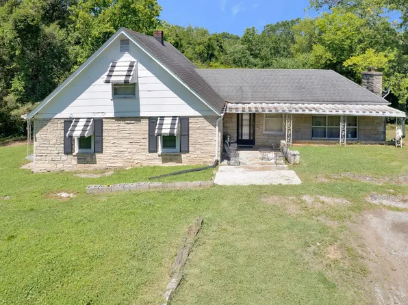 428 Larkin Springs Rd, Madison, TN 37115