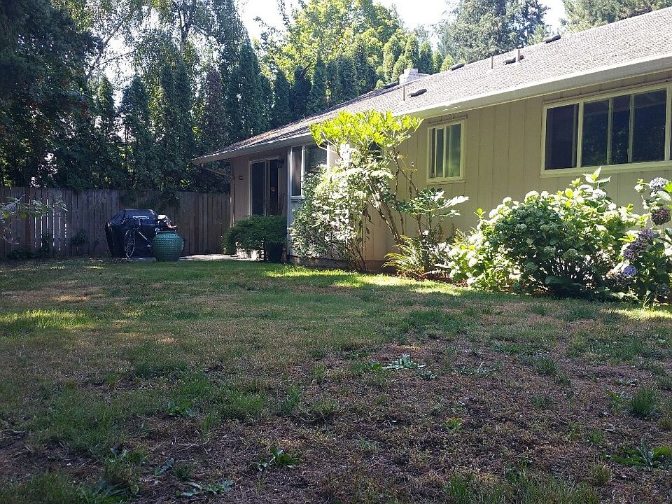 1st image of 2105 SE 138th Ct