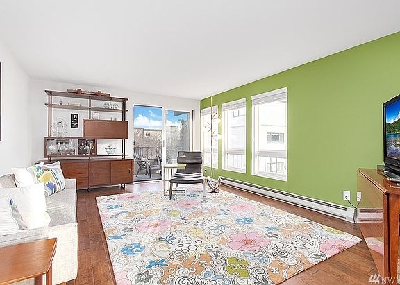 4th image of 914 6th Ave N #302