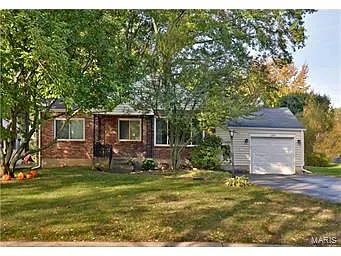 1303 Selma Ave photo 1