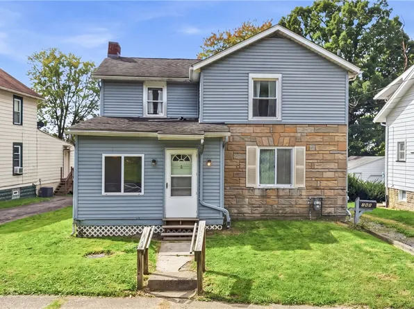 138 Strawbridge Ave, Sharon, PA 16146