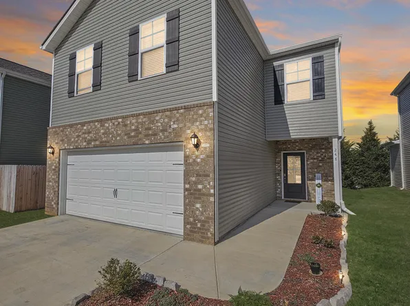 248 Wanderlust Ct, Johnson City, TN 37604