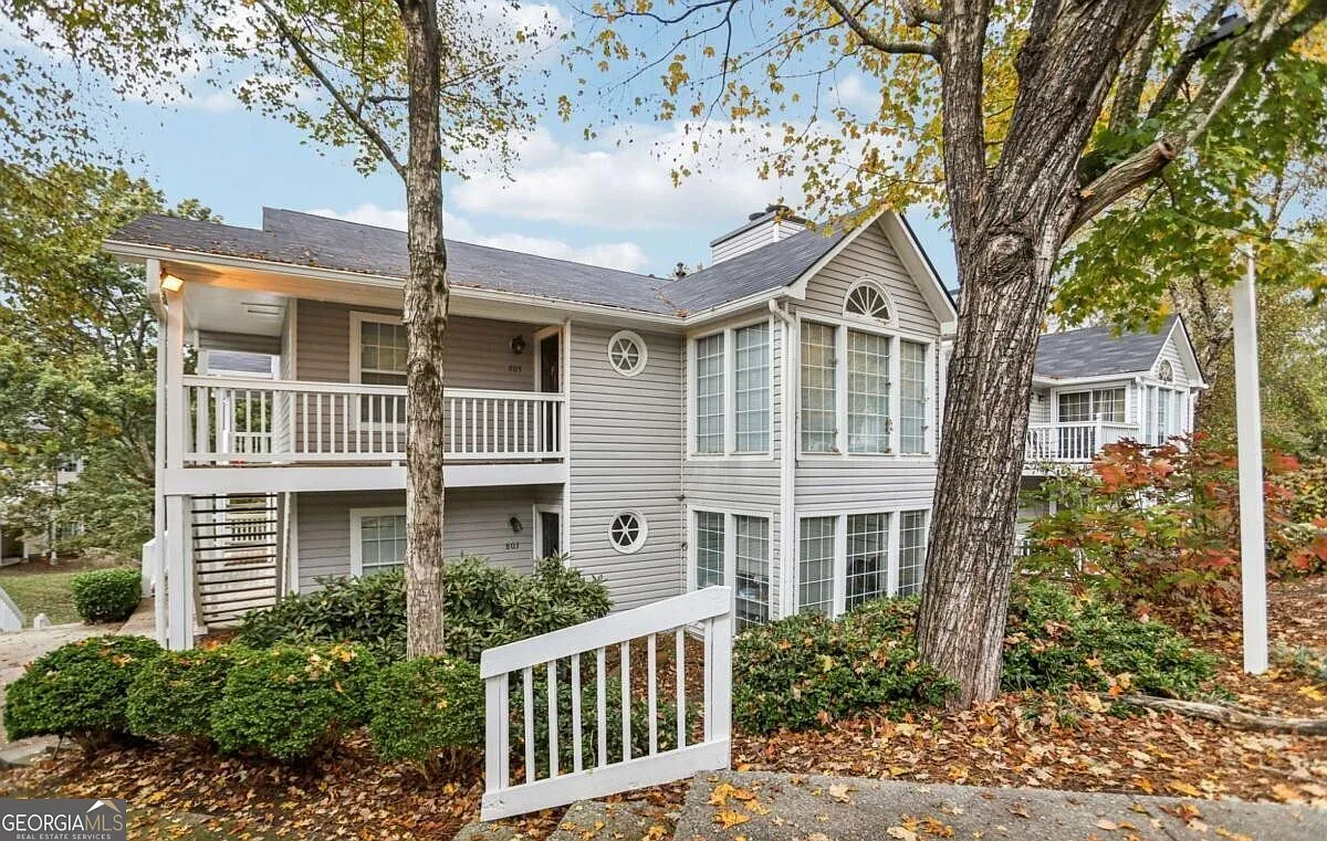 410 Countryside Pl SE photo 1