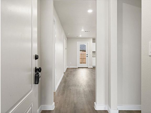 2nd image of 3605 Venita Ave