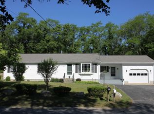 543 Main Rd, Westport, MA 02790