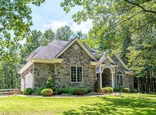 18142 Timber Lake Trl, Manchester, MI 48158