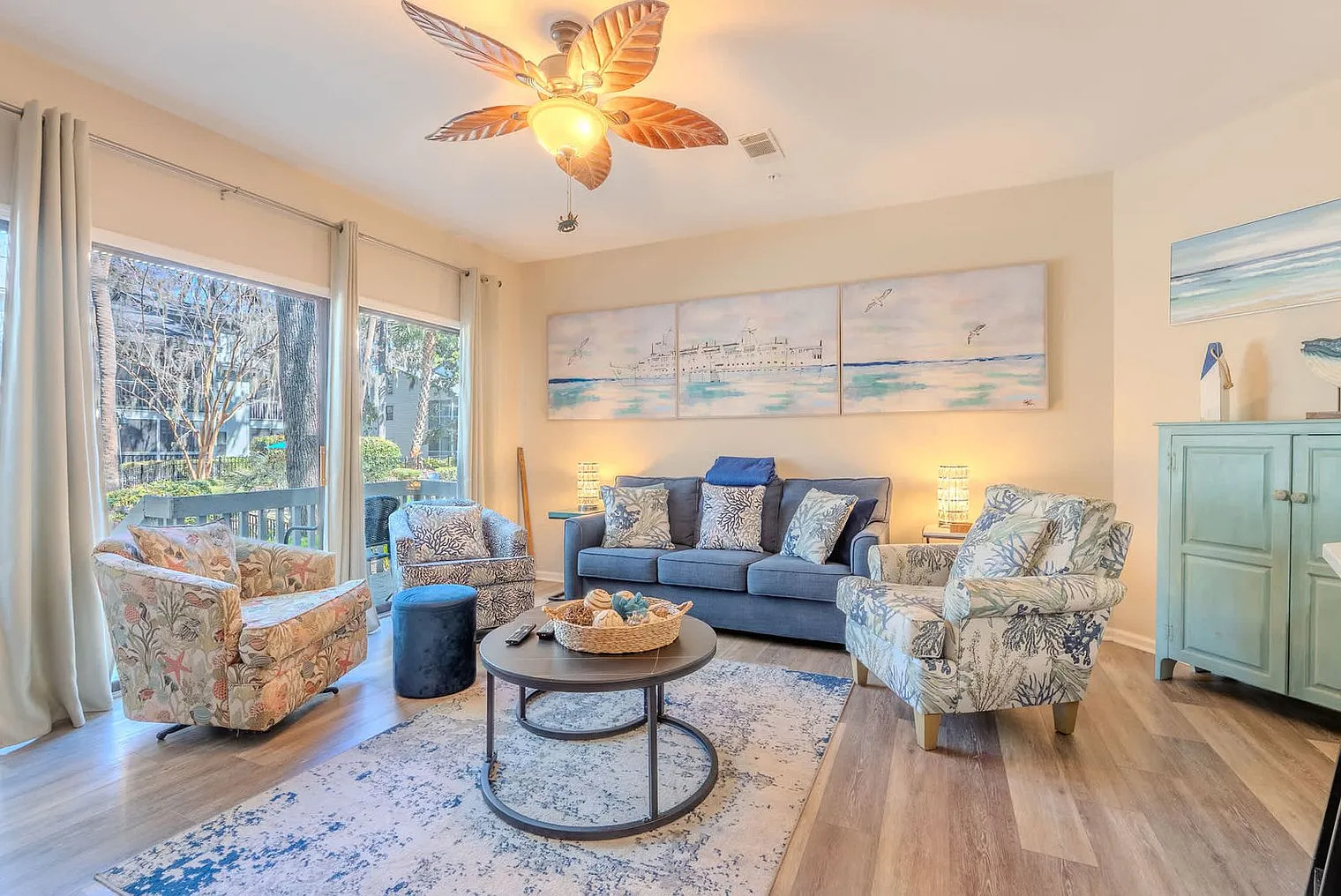 2 bed, 2.0 bath, 1033 sqft, $2,453 — Photo 1