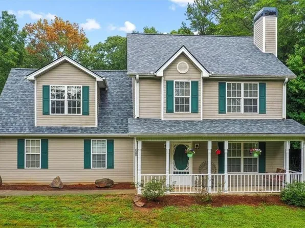 6242 Southern Magnolia Ln, Lula, GA 30554