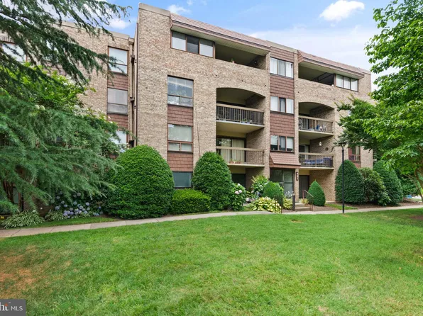 421 Christopher Ave APT 31, Gaithersburg, MD 20879