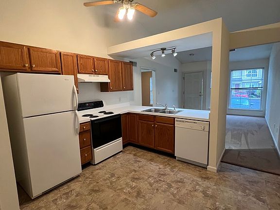 4th image of 18-21 Eastwick Ln