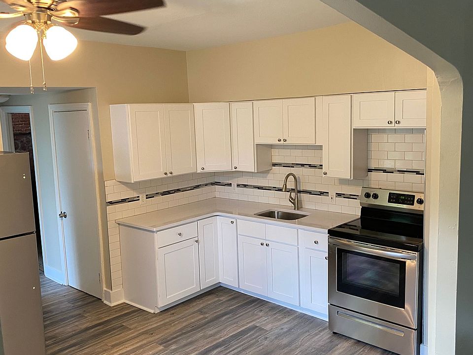 1st image of 832 Elmwood Ave APT 6
