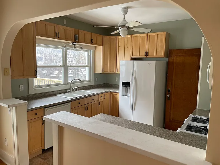 224 Washington St #101 — Photo 11