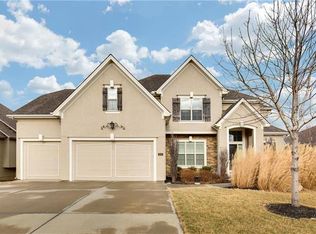 9808 Redbird St, Lenexa, KS 66227