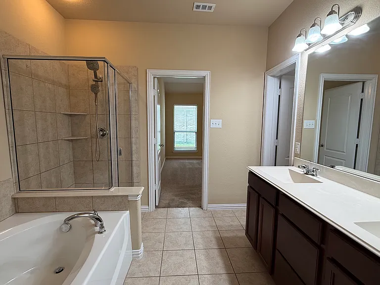 616 Kinghaven Dr — Photo 12