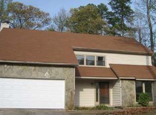1125 Empire Cir, Lawrenceville, GA 30044