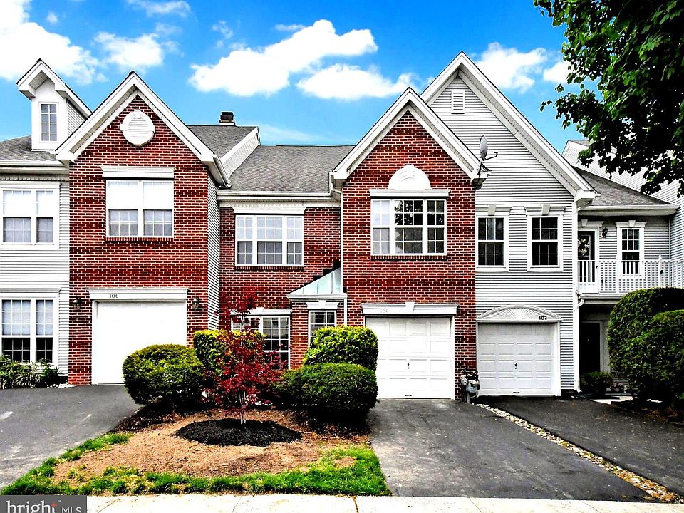 1st image of 104 Aqueduct Dr